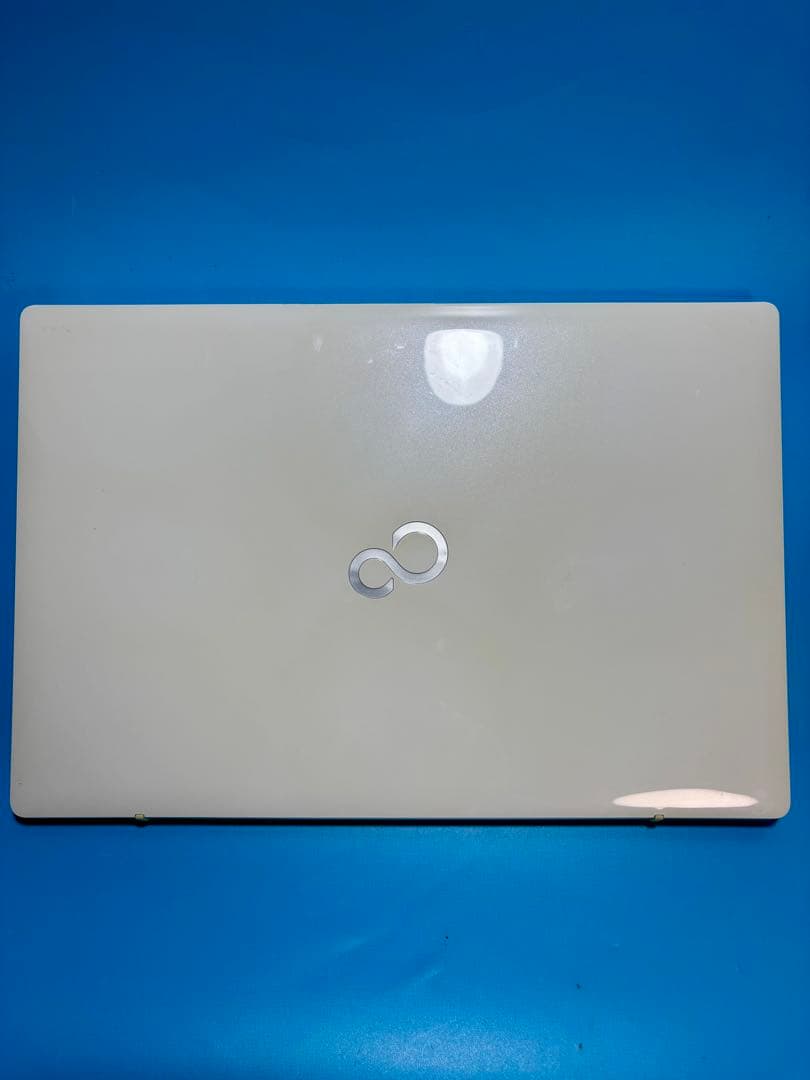 富士通 LIFEBOOK AH53/B3 i7 8550U 32GB 2TB - メルカリ