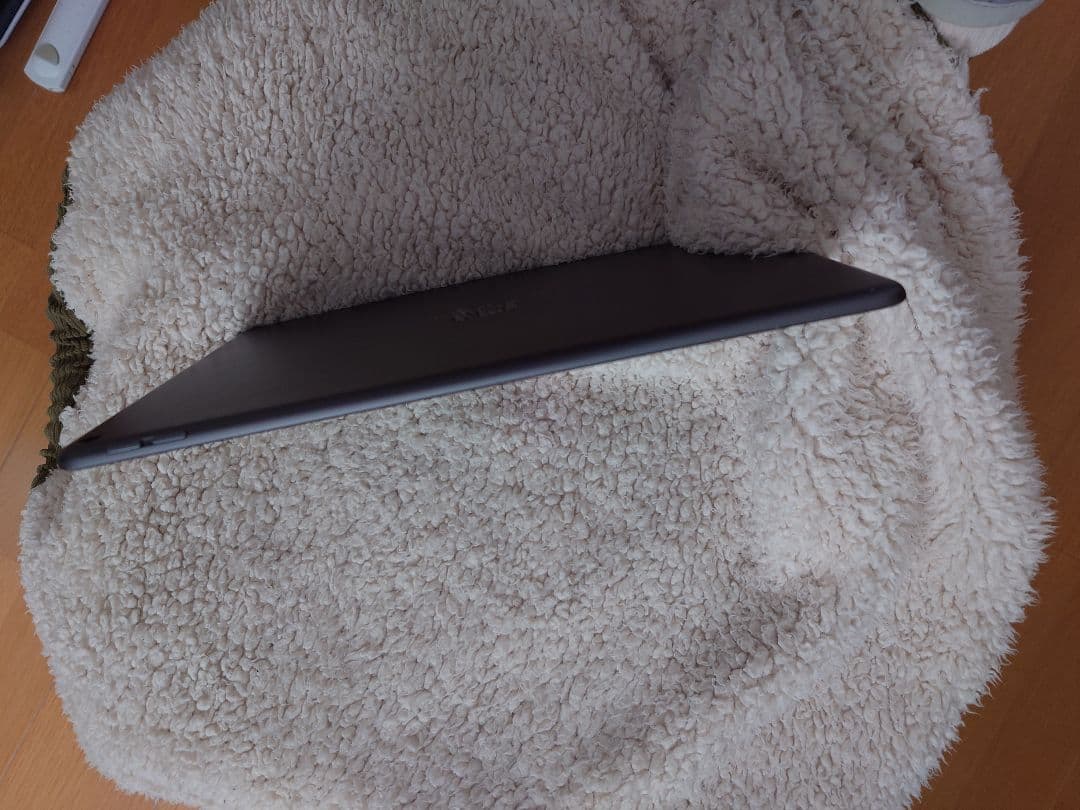 iPad Air 第3世代 本体のみ 通電ジャンク - メルカリ