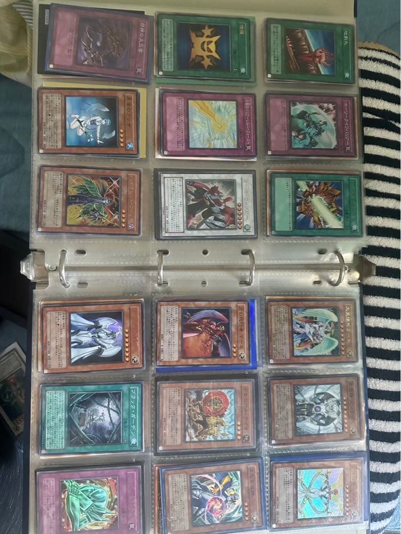 ［遊戯王］［100枚超］ブラック・マジシャン LN-53 レリーフほか