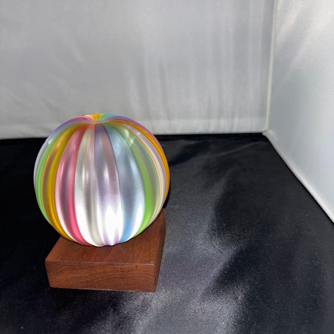 作家物 虹色ガラスの一輪挿し 未使用品 - メルカリ