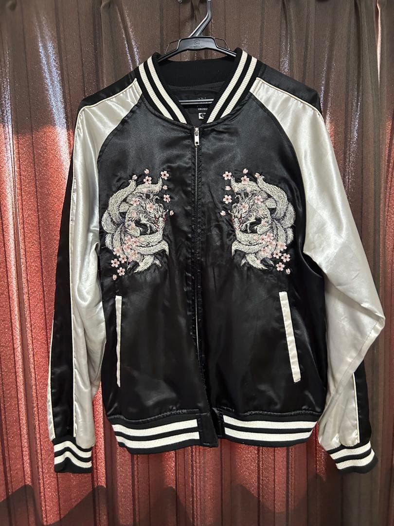 【美品】OBORO スカジャン 九尾×桜刺繍 L 黒×シルバー 横須賀ジャケット 朧 おぼろ 和柄 スカジャン メンズ 華鳥風月 九尾の狐 刺繍 ユニ