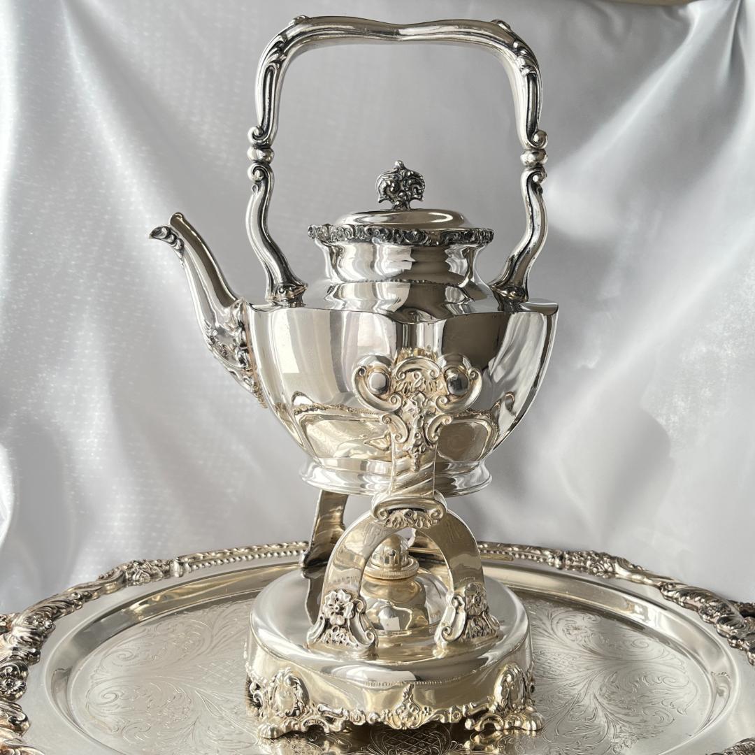 ティーケトル スタンド / バナー【シルバープレート】華麗！！ 英国アンティーク【シルバープレート】c.1880 ティーケトル&スタンド