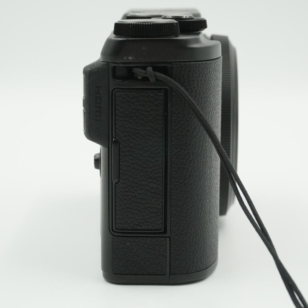 □美品□ FUJIFILM XF10 ブラック - メルカリ