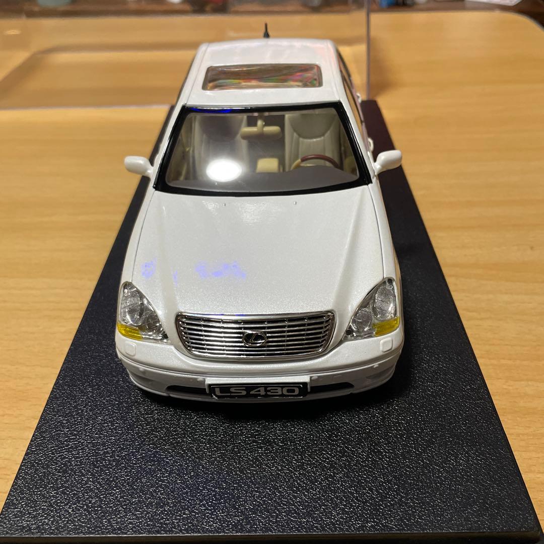 セルシオ　レクサスミニカー
