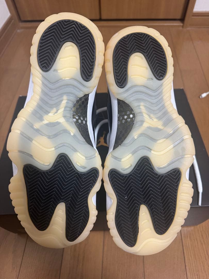 Air Jordan 11 Retro 27.5cm ホワイト/ブラック