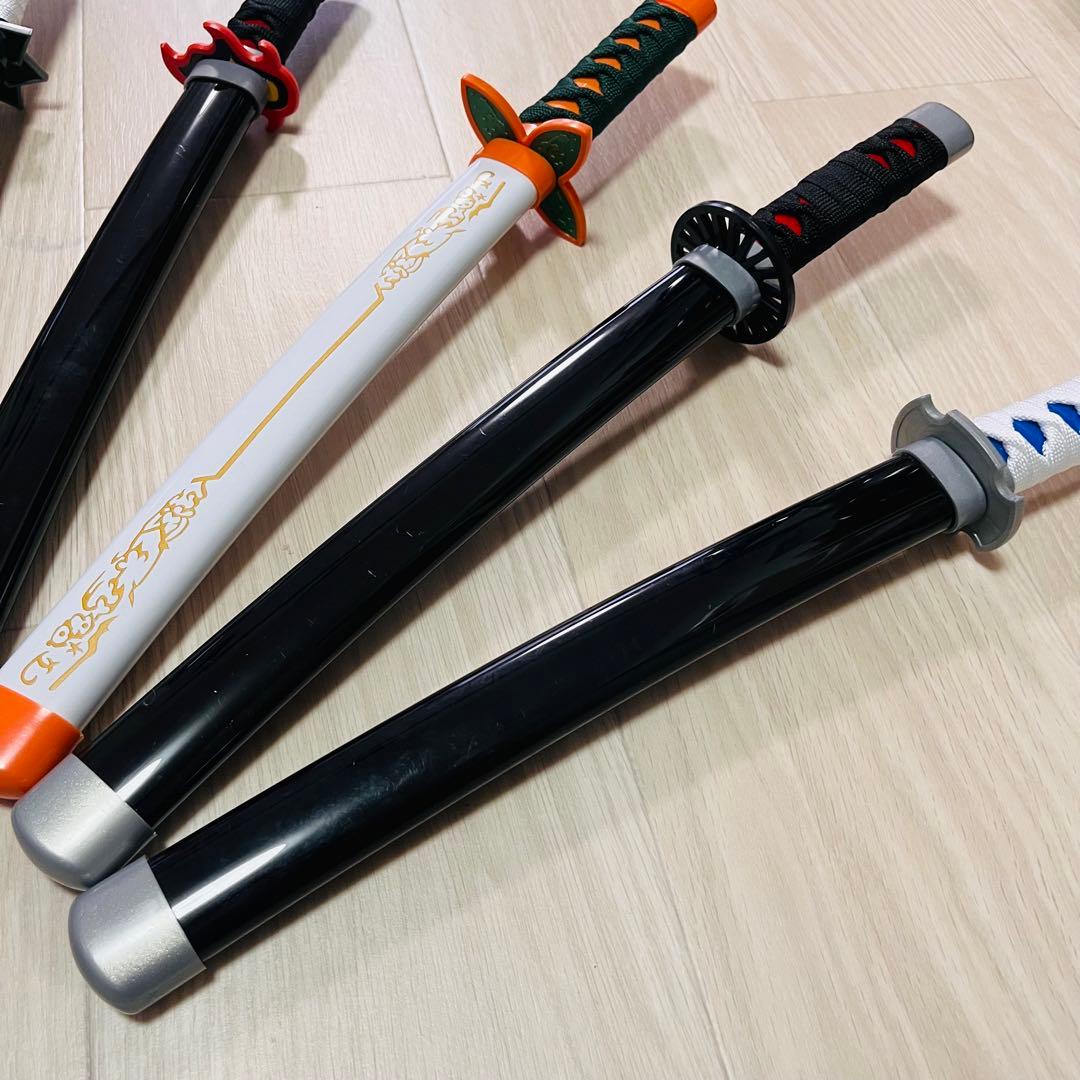 鬼滅の刃 日輪刀 刀のおもちゃ まとめ売り 12本セット