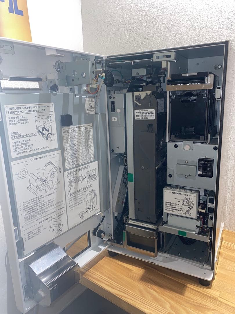 グローリー VT-S10 卓上食券機 直接受け取り可 新札新硬貨非対応