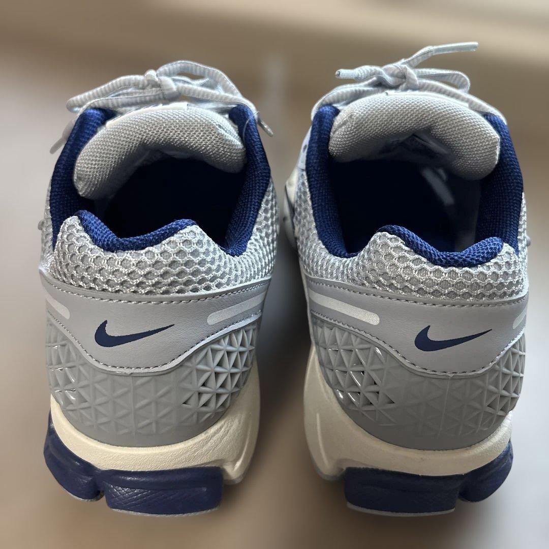 ナイキズームボメロ5 / 25.5cm