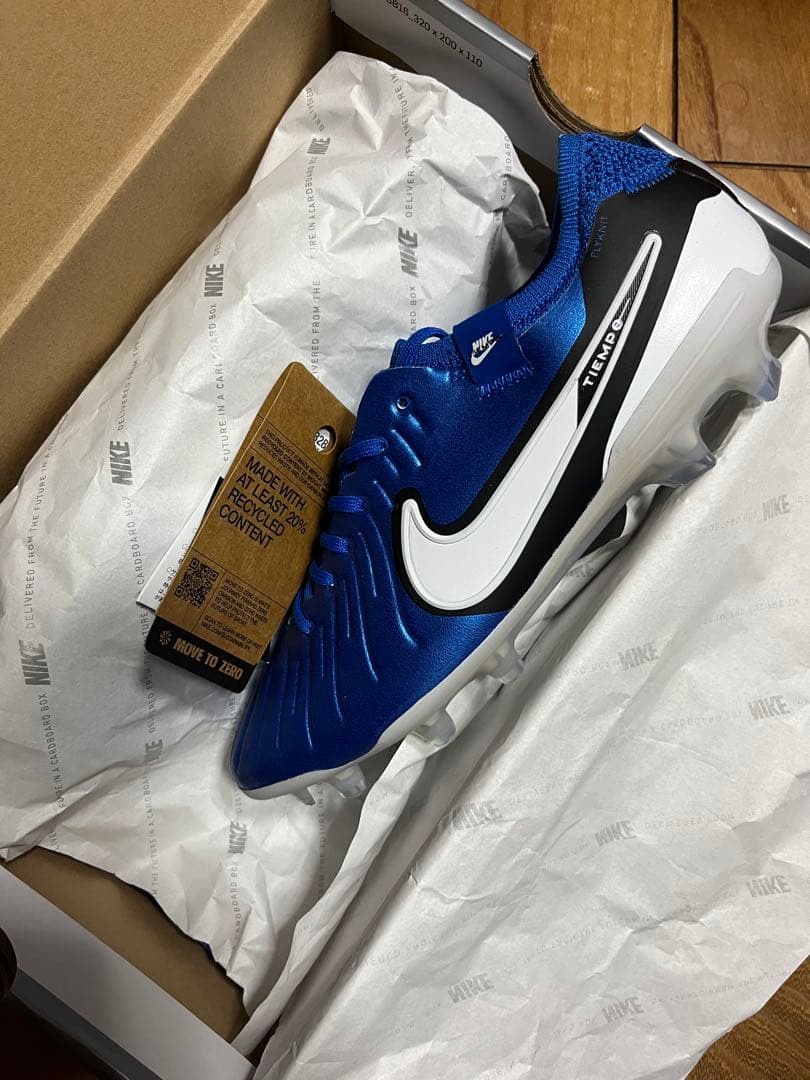 新品　大特価　ナイキ　ティエンポ　レジェンド10 エリート FG 25.5cm