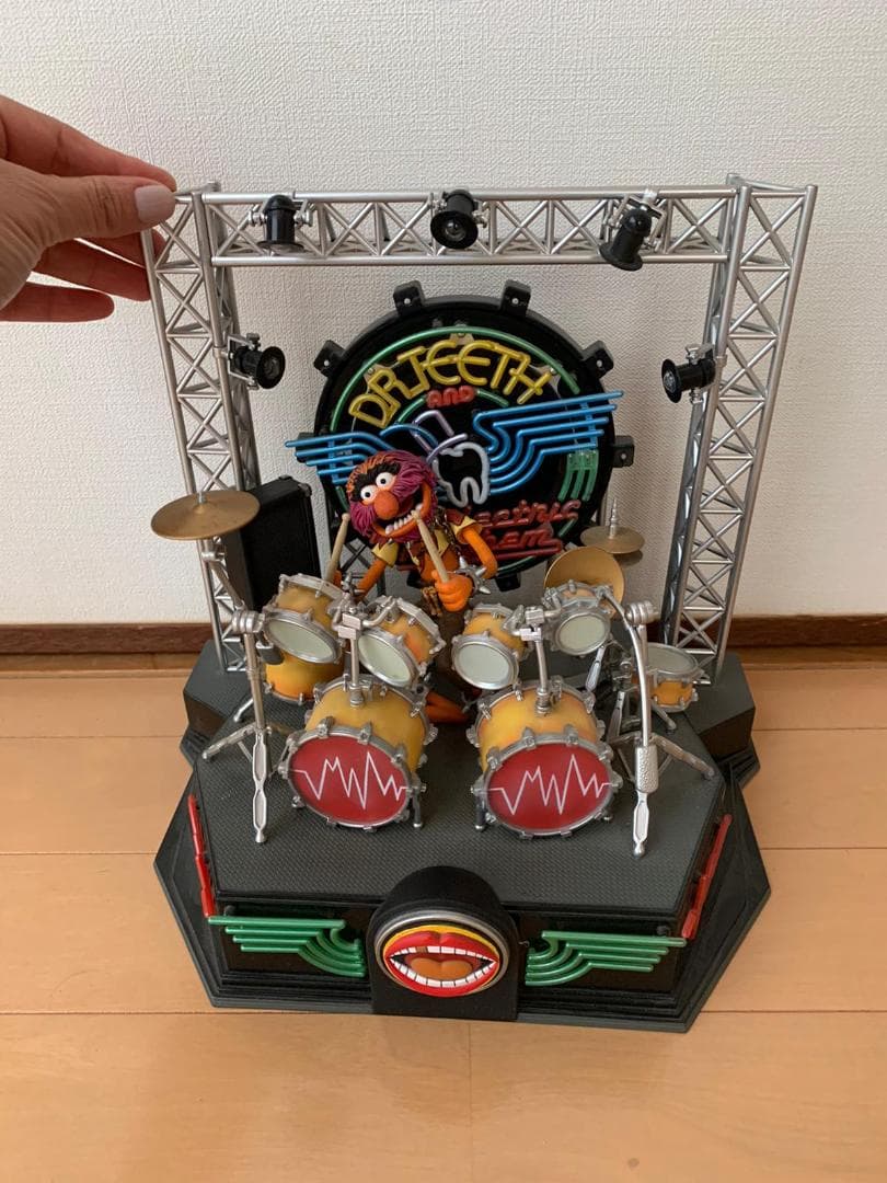 アニマルとエレクトリックメイヘムステージセット