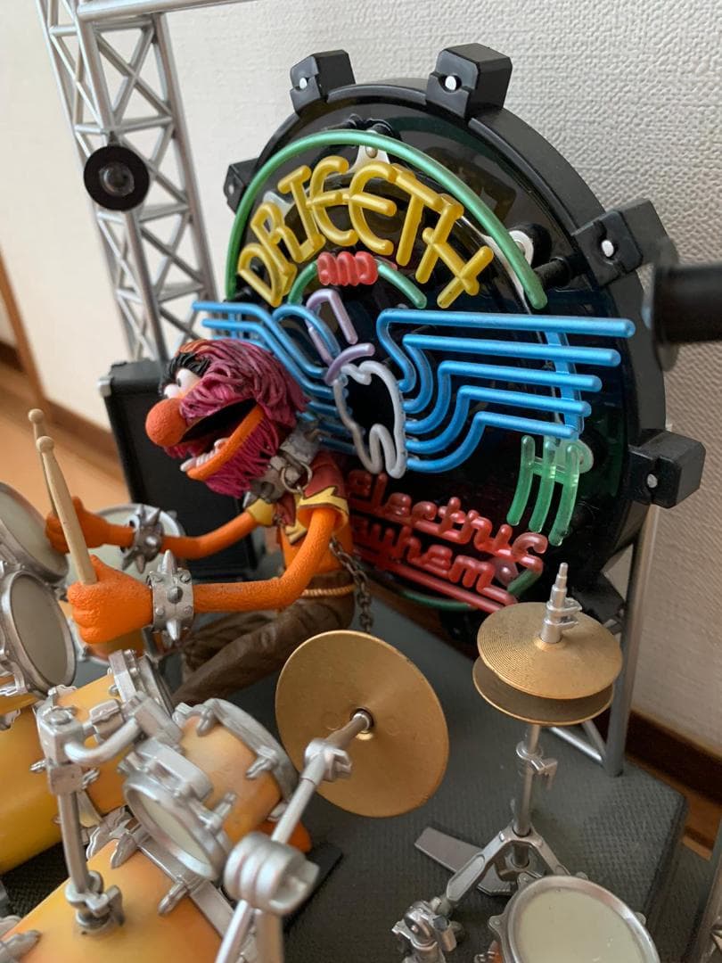 アニマルとエレクトリックメイヘムステージセット