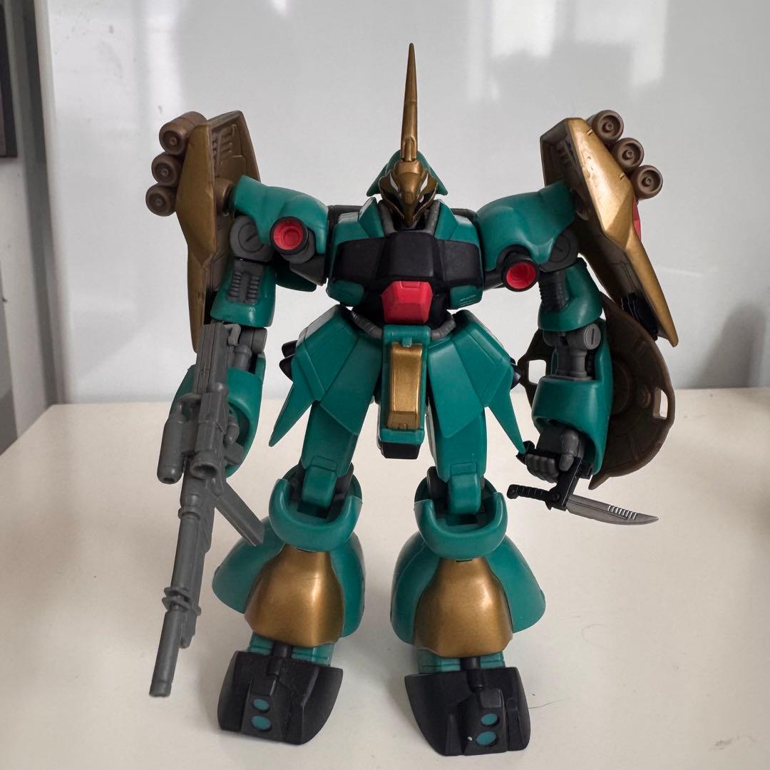 MS IN ACTION!! ヤクト・ドーガ (ギュネイ機／クェス機) - メルカリ