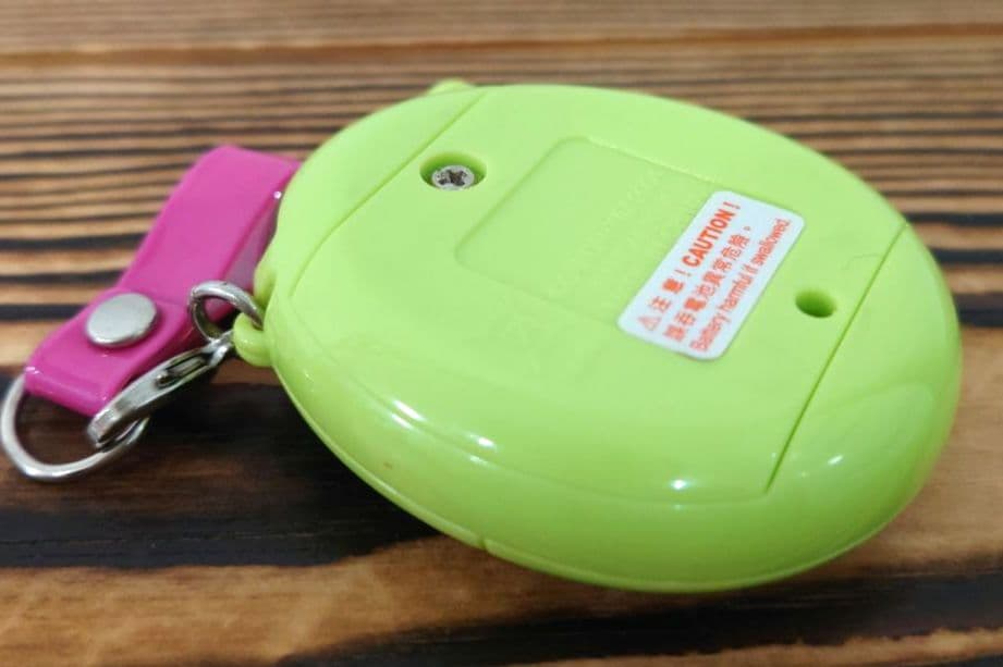 動作確認済み】たまごっちコネクションV3【花柄】【海外限定品