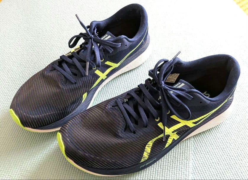 アシックス asics マジックスピード3 28.0cm ワイドです。