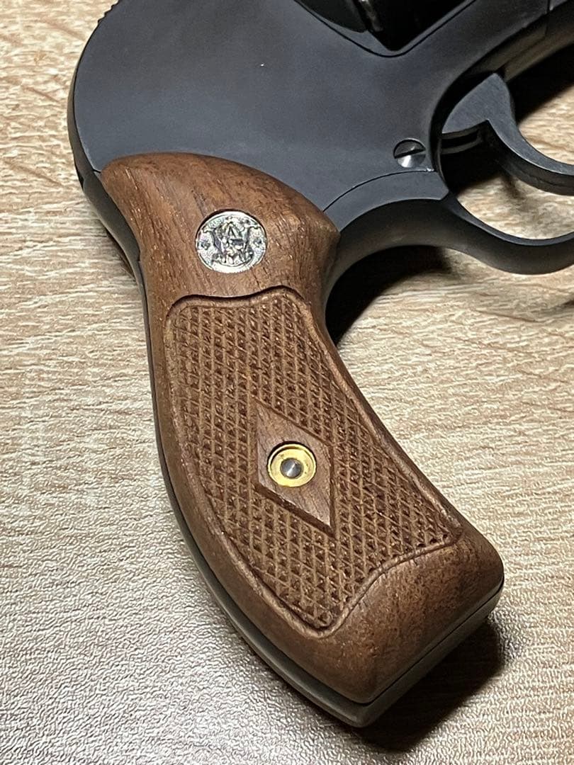 タナカワークス S&W M49 Early HW ガスガン 木製グリップ付き - メルカリ