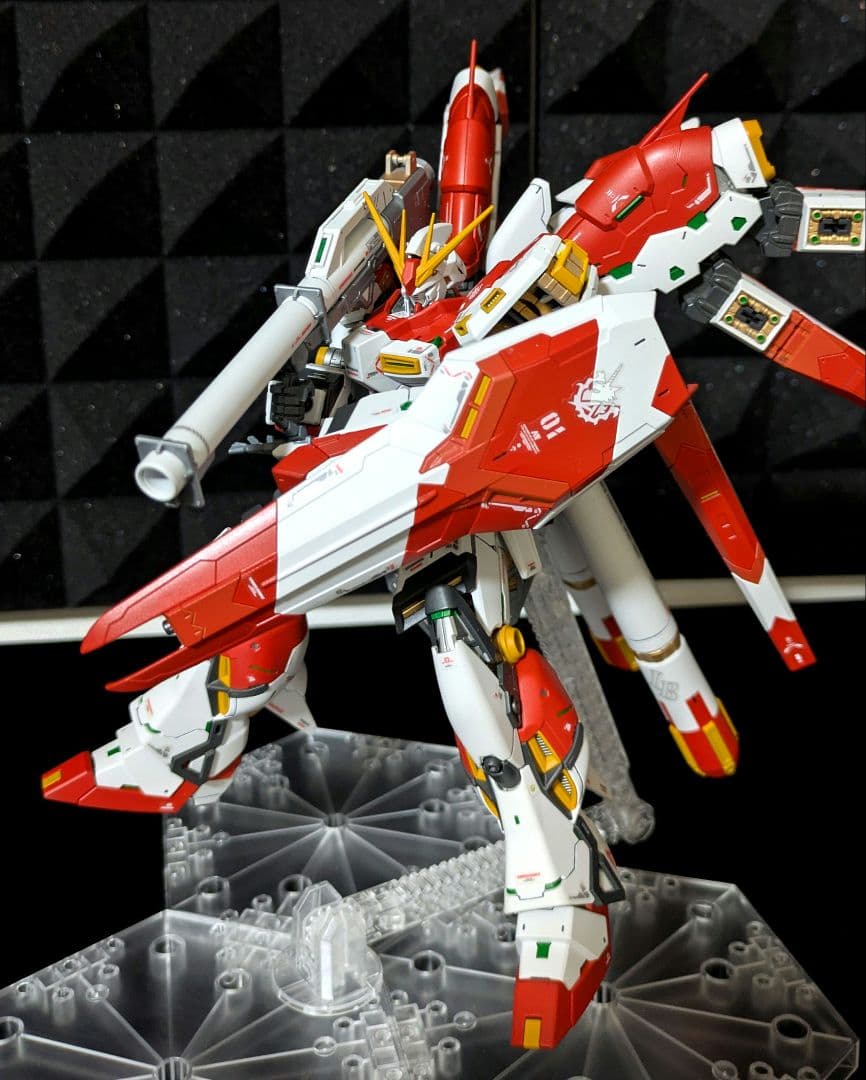 RG Hi-νガンダム ゼータプラスA1テスト機カラーイメージ 塗装済み完成品