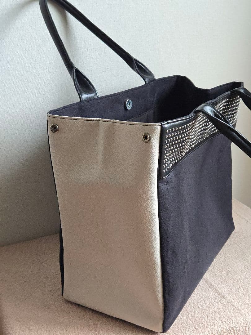 SNAKED LOWS STUDS TOTE BAG スタッズトートバッグ