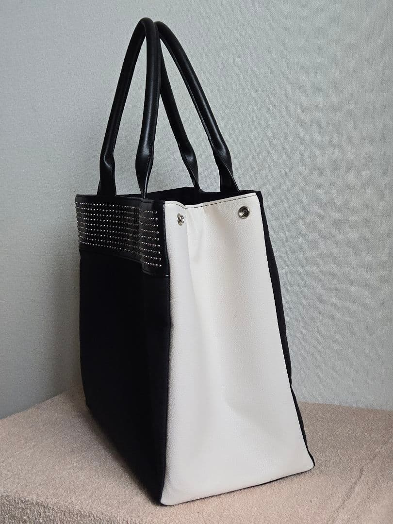 SNAKED LOWS STUDS TOTE BAG スタッズトートバッグ