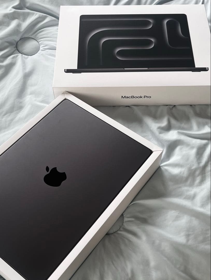 Apple MacBook Pro M4 Proチップ搭載モデル 新しいMacBook Pro、M4チップファミリーとApple Intelligenceを搭載