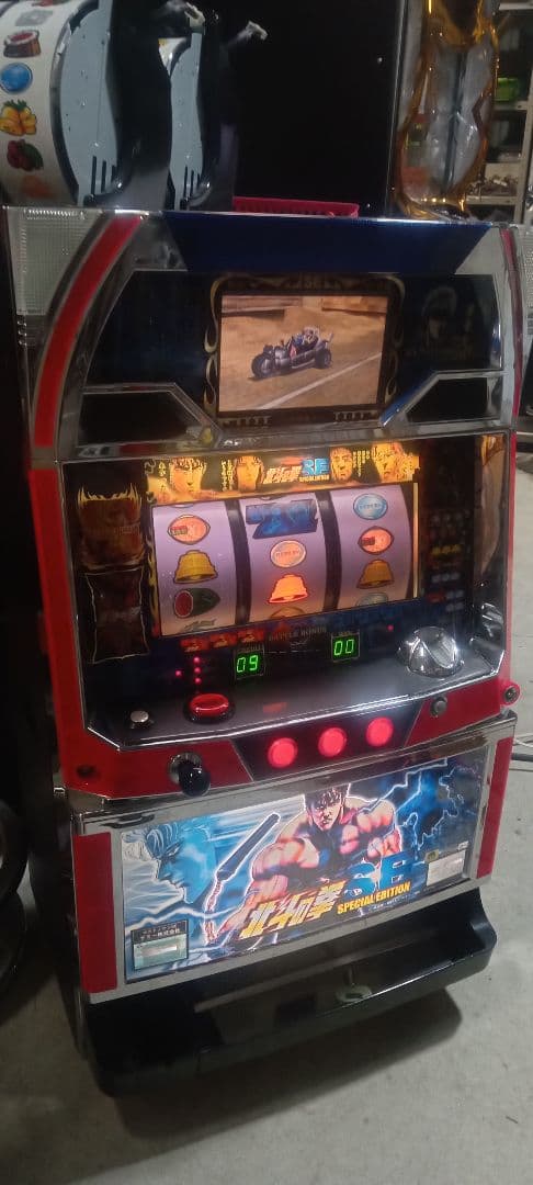 送料込　引取もok パチスロ　実機　4号機　サミー　北斗の拳SE 鍵　家庭用電源 送料込 引取もok パチスロ 実機 4号機 サミー 北斗の拳SE 鍵 家庭