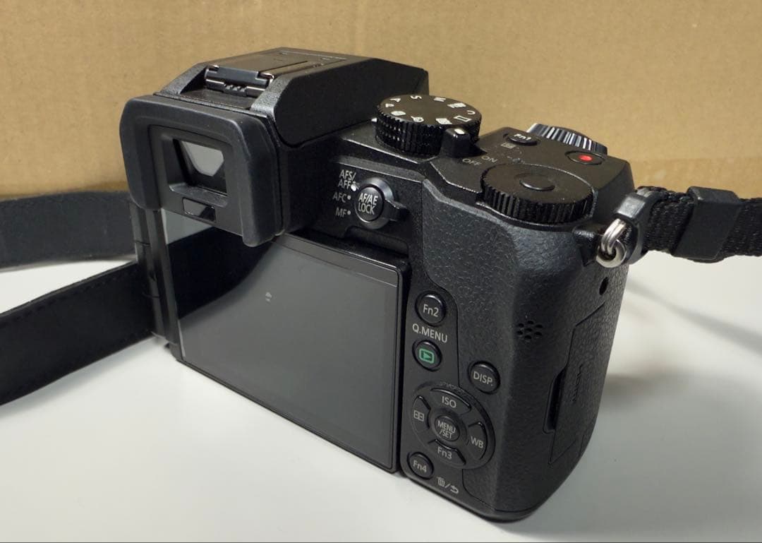 LUMIX DMC-G7 シャッター回数3759回 - メルカリ