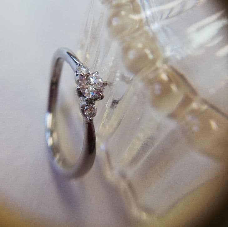 ★ピンクの猫★　4℃　pt950　ダイヤモンドリング　2.8g