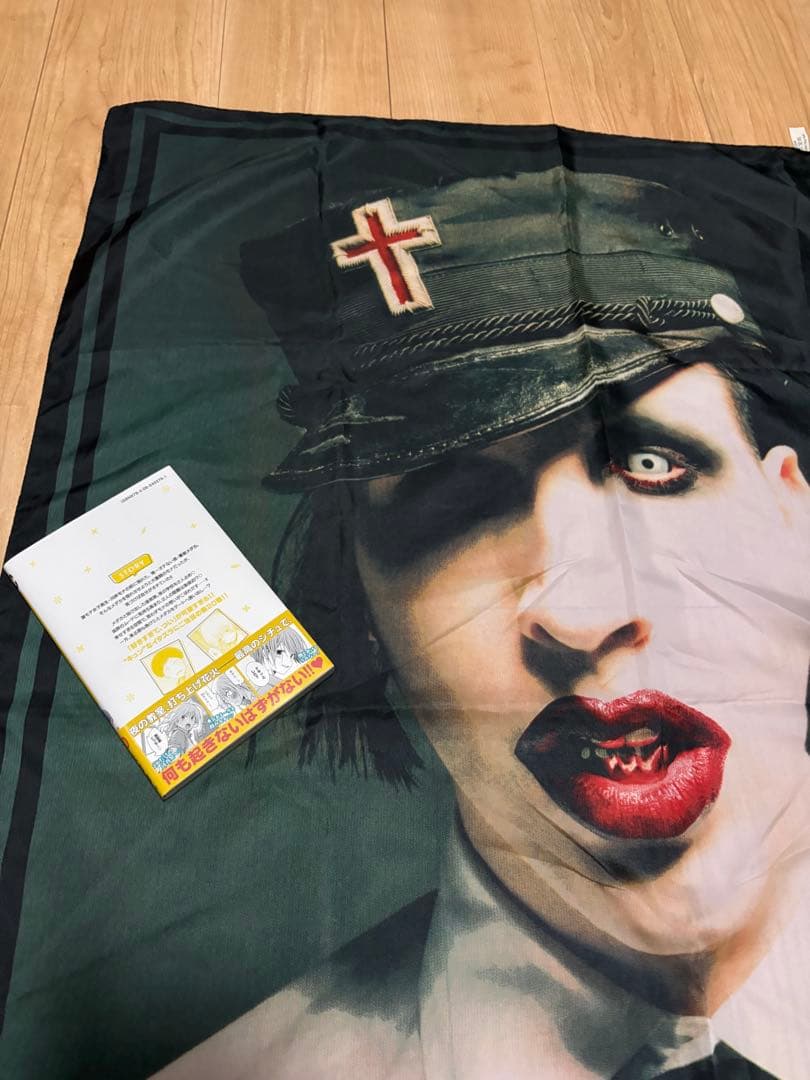 激レア　marilyn manson 2004 公式　タペストリー　フラッグ