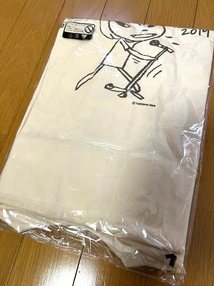 奈良美智Tシャツ2019