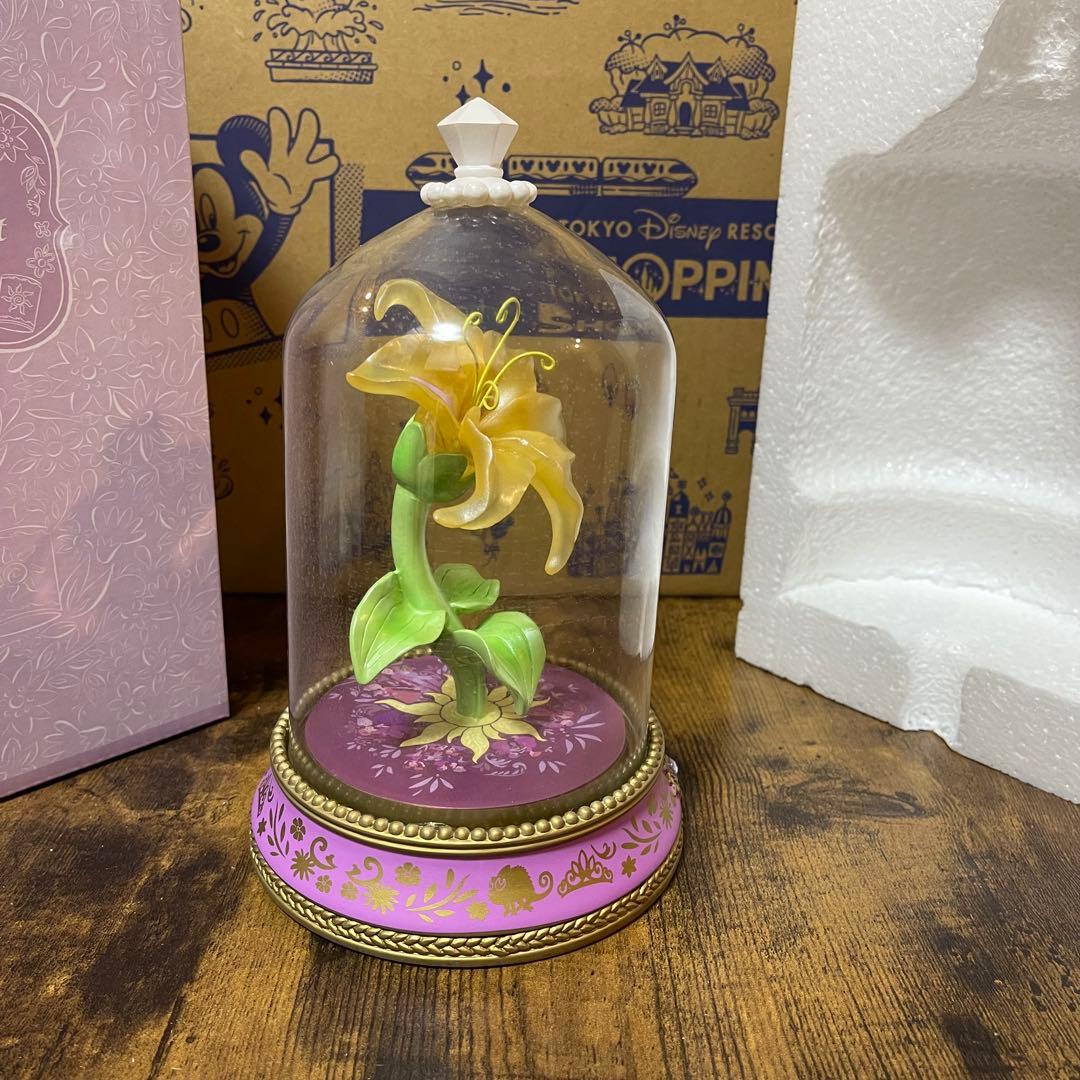 ディズニーストア 塔の上のラプンツェル10周年 LEDライト ランタン魔法の花