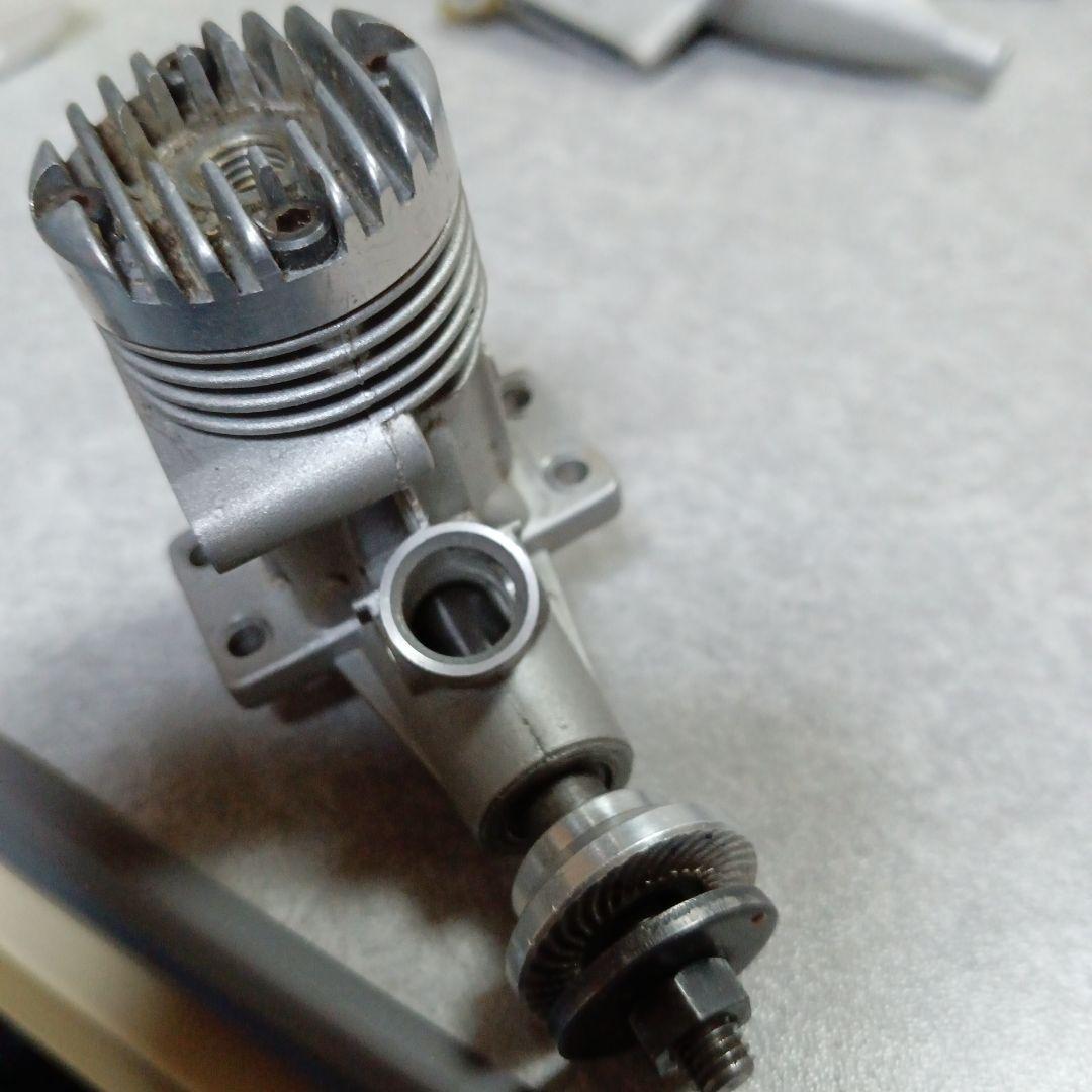 O.S. MAX 10 エンジンセット