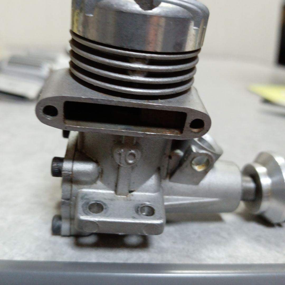 O.S. MAX 10 エンジンセット