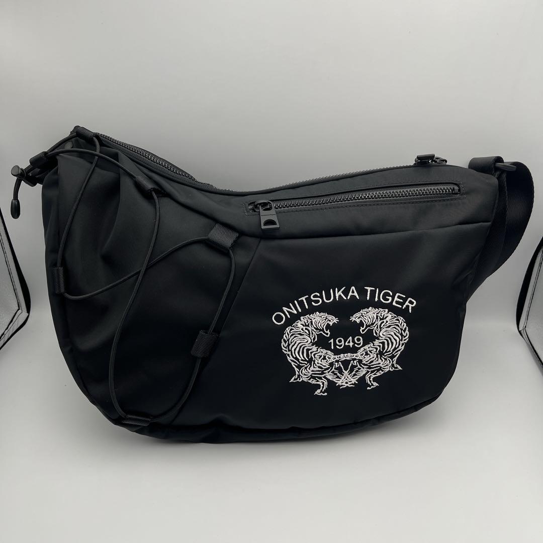 Onitsuka Tiger MESSENGER BAG メッセンジャーバッグ - メルカリ