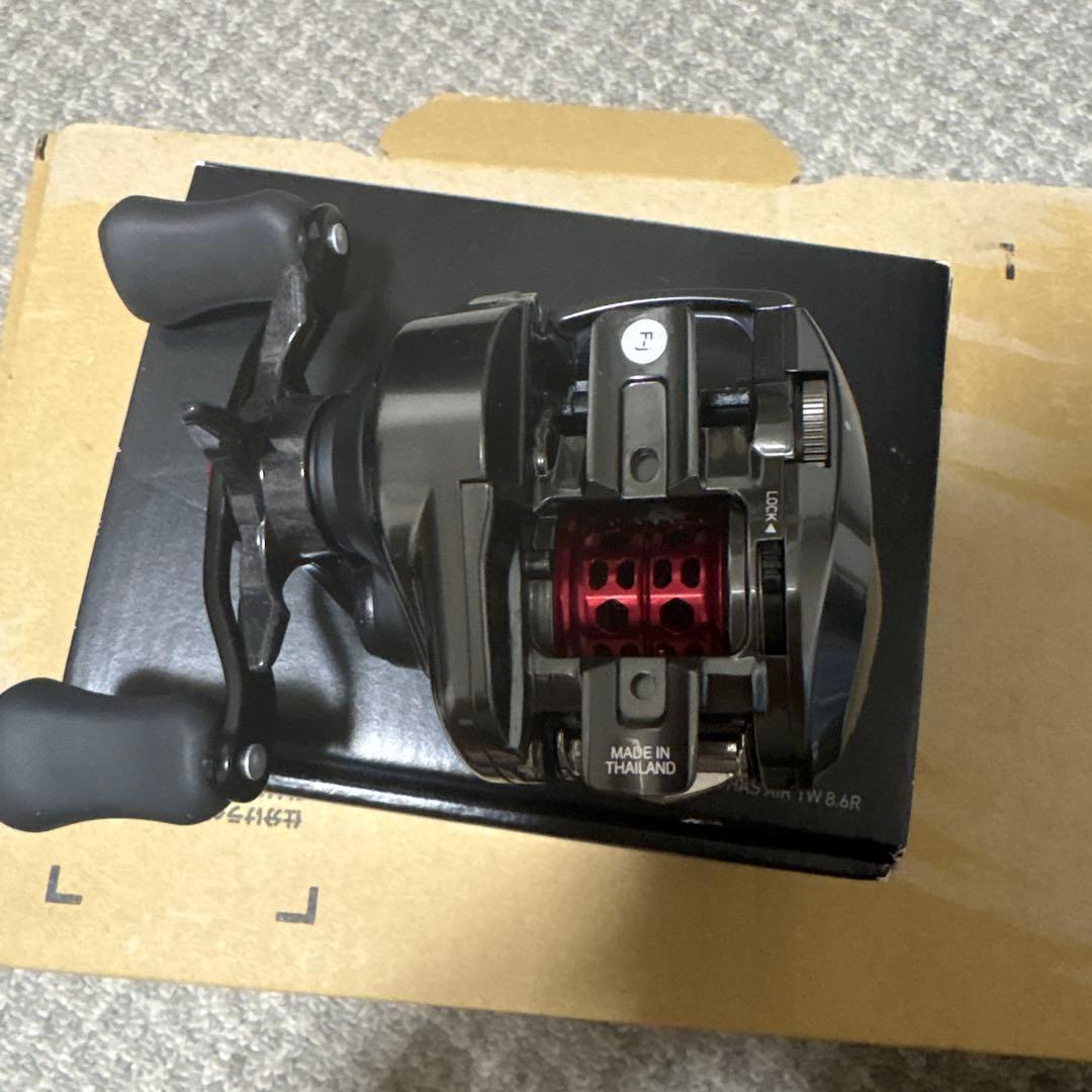 DAIWA 20 ALPHAS AIR TW 8.6R ベイトリール