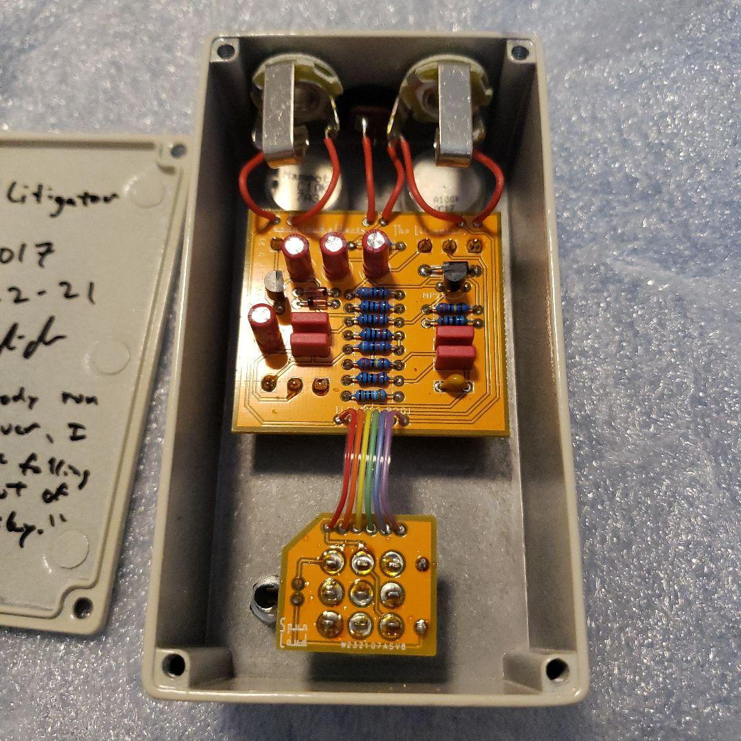 ギター The Litigator by Spun Loud Effects