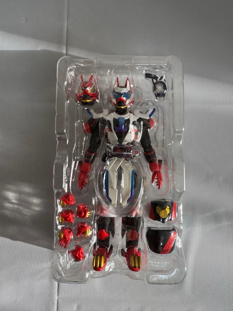 S.H.Figuarts 仮面ライダーギーツ:レーザーブースト&ジーン　セット