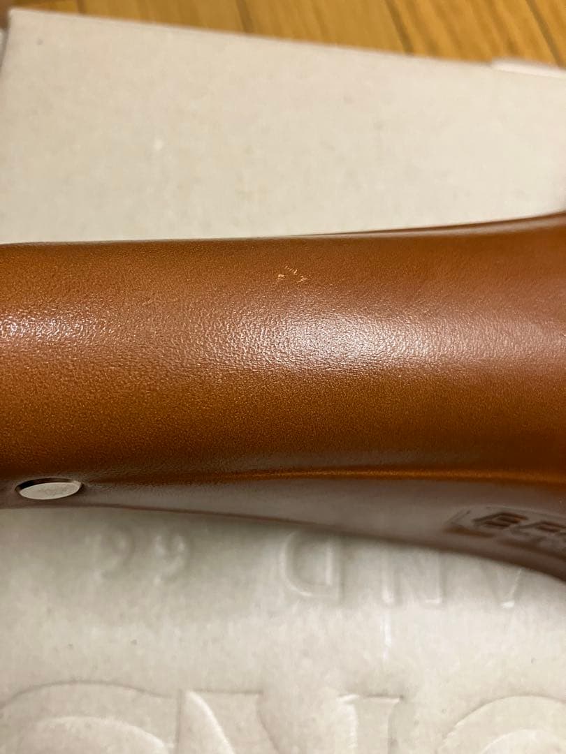 BROOKS B17 \"HONEY\" サドル　レザー