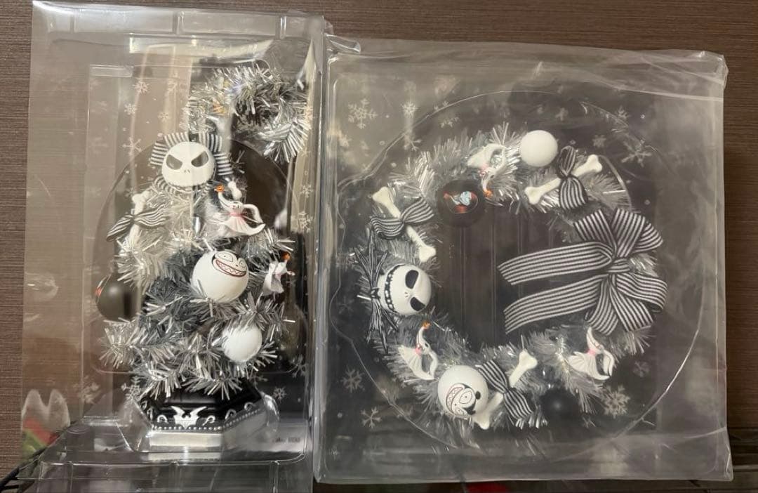 お*々様 ナイトメアー・ビフォア・クリスマス リース ・ツリー　セット 映画『ナイトメアー・ビフォア・クリスマス』のクリスマスツリーを数量