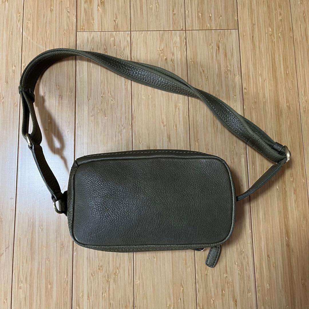 土屋鞄トーンオイルヌメ ボディーポシェットカーキグリーン