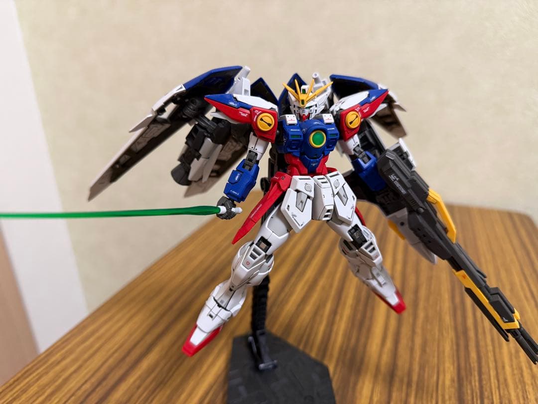 ネ*ル様 RG 1/144 ウイングガンダムゼロ 組立品 シール貼り付け・簡易塗 ネ*ル様 RG 1/144 ウイングガンダムゼロ 組立品 シール貼り付け・簡易