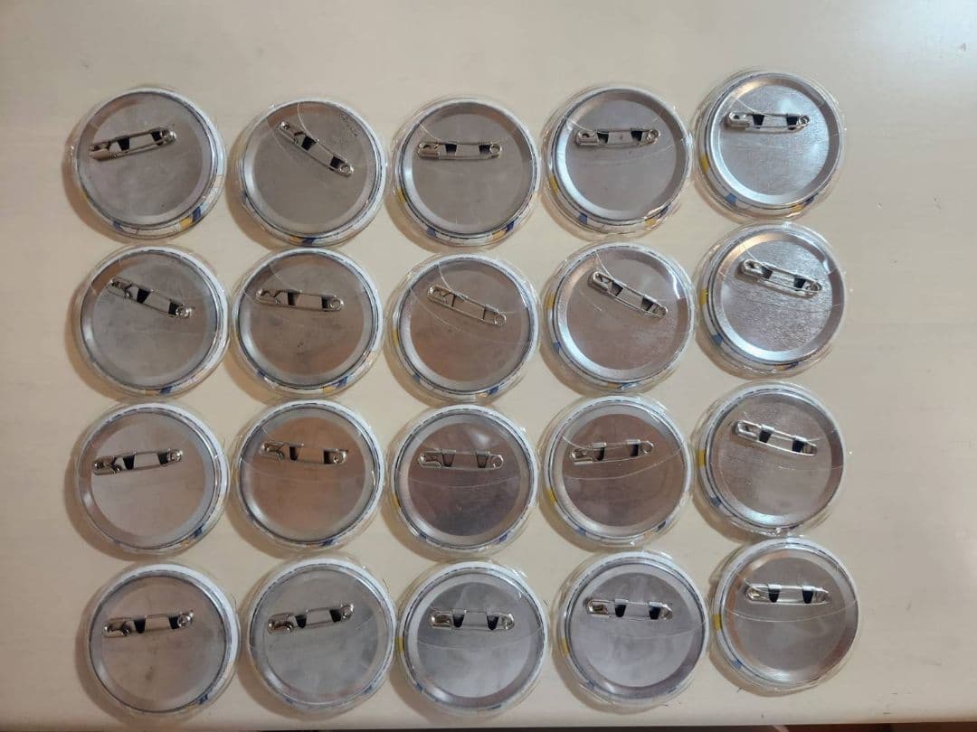 るぅとくん　缶バッジ　マリン