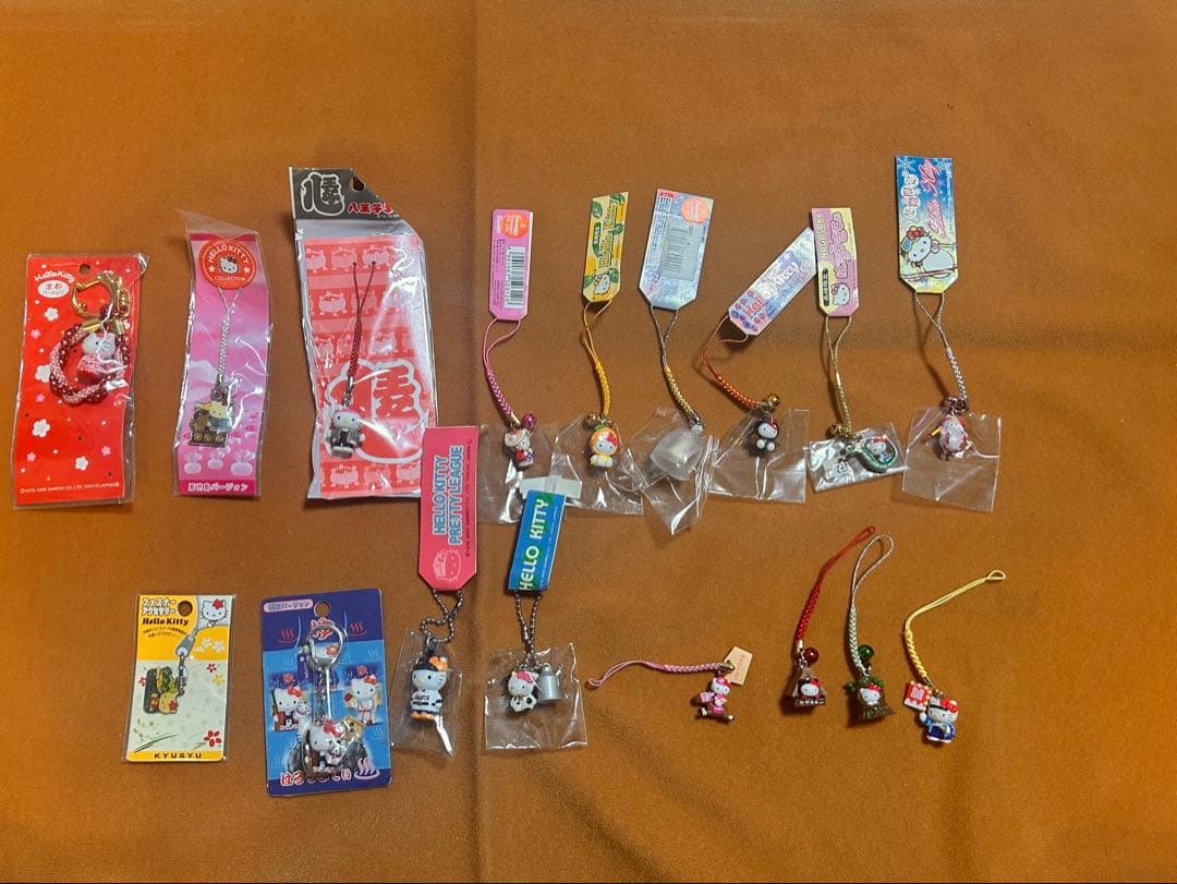 ゆ*い様 ご当地ハローキティ　計128点