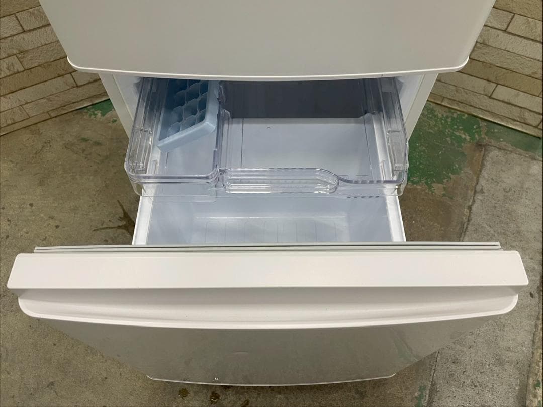 大阪送料無料☆3か月保障付☆冷蔵庫☆2020年☆MR-P15F-W☆IR-449