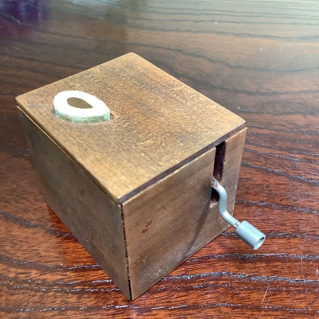 フォロワー割引中 希少 昭和レトロ ひみつのアッコちゃん 手回しオルゴール 手動