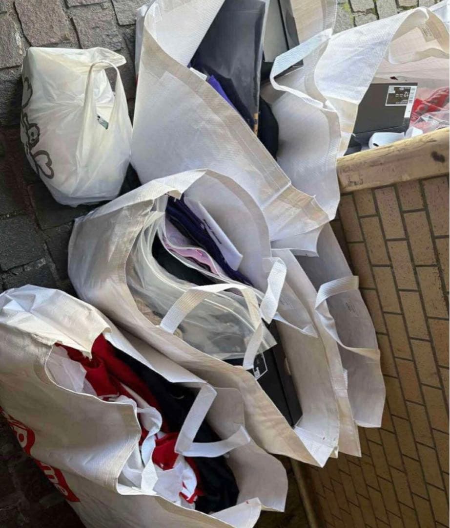 小物 Supreme Digital Camera Keychain \"White\"