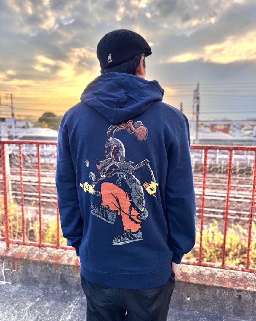 新品未使用 BLINK-182 / Roger Rabbit パーカー Lサイズ