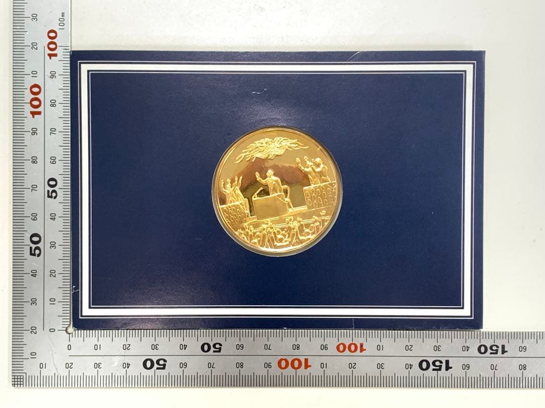 昭和天皇の御代　御在位六十年　記念式典　記念メダル　24k/9999銀 昭和天皇の御代 御在位六十年 記念式典 記念メダル 24k/9999銀 - メルカリ