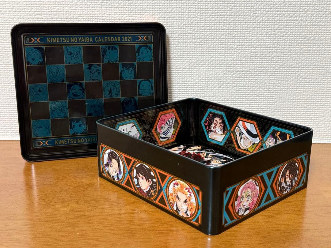 鬼滅の刃　特製缶　2021年カレンダー　※特製缶のみ、カレンダーは同梱してません