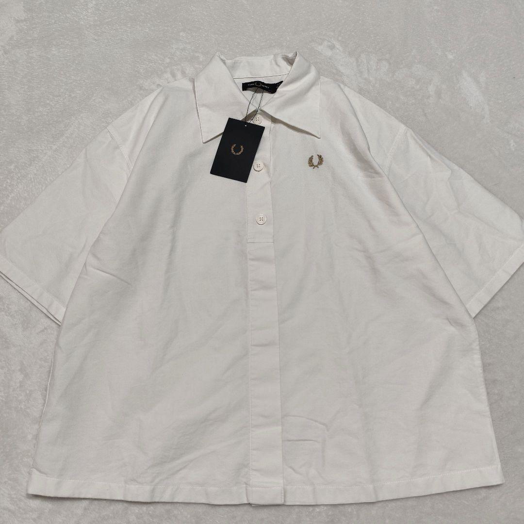 新品タグ付き FRED PERRY プラケット ディテール シャツ ホワイト