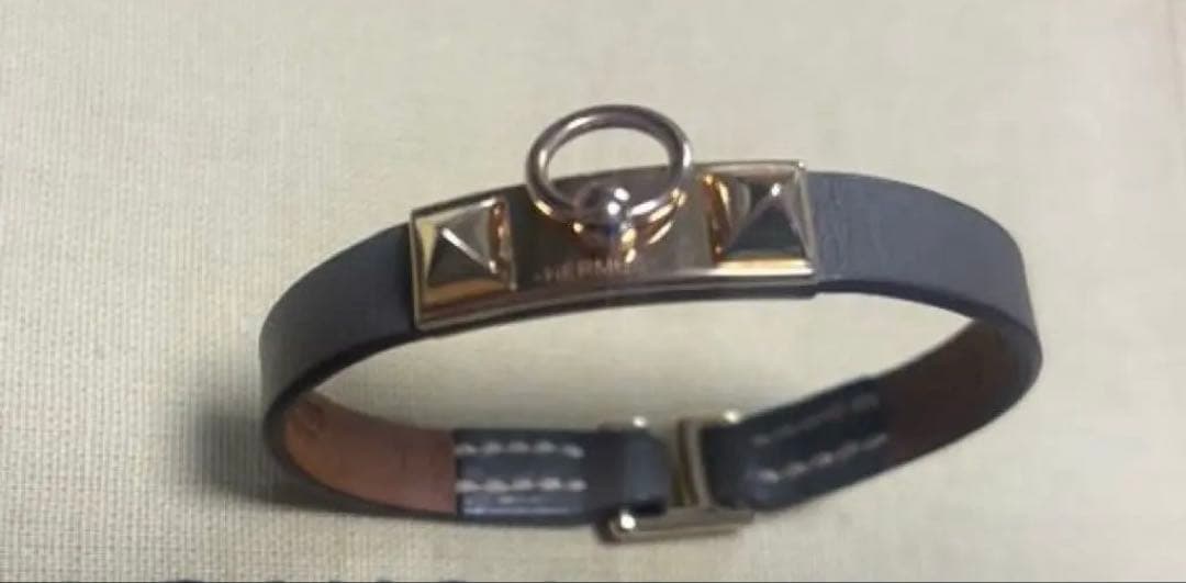 【お値下げ】エルメス　レザーブレスレット 《ミニ・リヴァル》