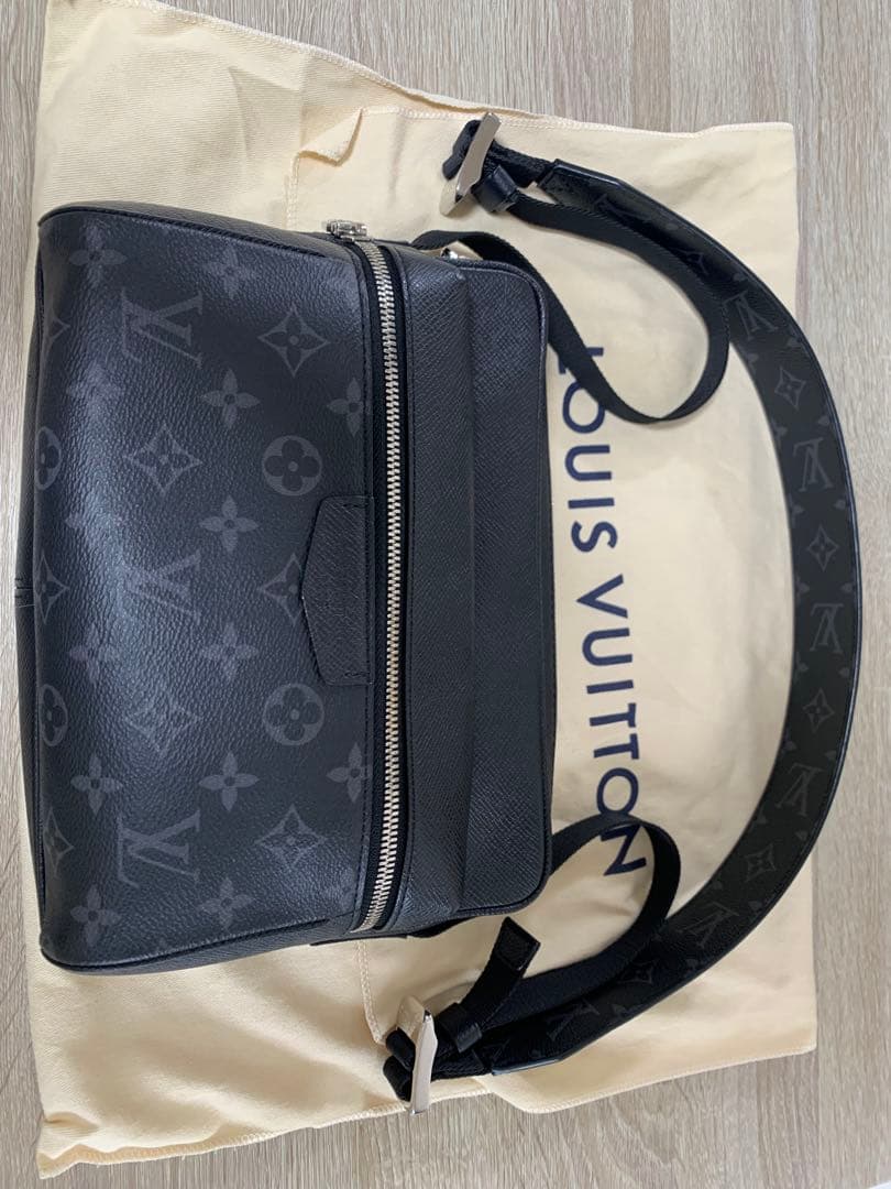 LOUISVUITTON ルイヴィトン タイガラマ エプリクスメッセンジャーPM